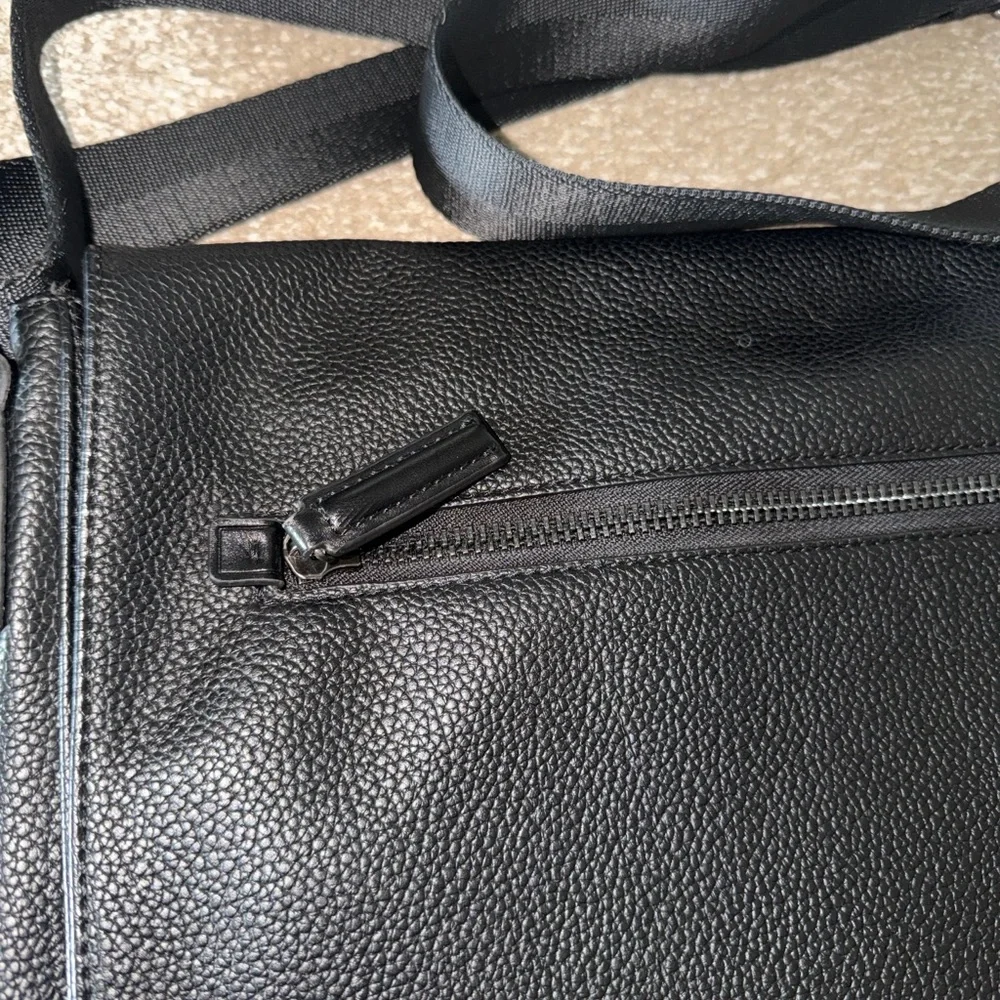 Calvin Klein Textured Black faux leather Messenger Bag